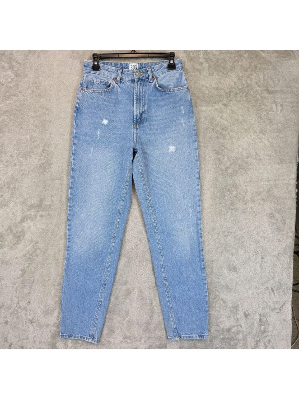 BDG Mom High-Rise Jeans Womens 27 Blue Light Wash Distressed Rigid Denim